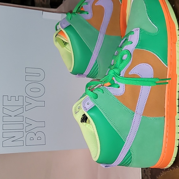 Nike by YOU. Dunk High. Released on Nike.UK. Men's size 13 (USA) size 12 (UK) - Picture 13 of 16